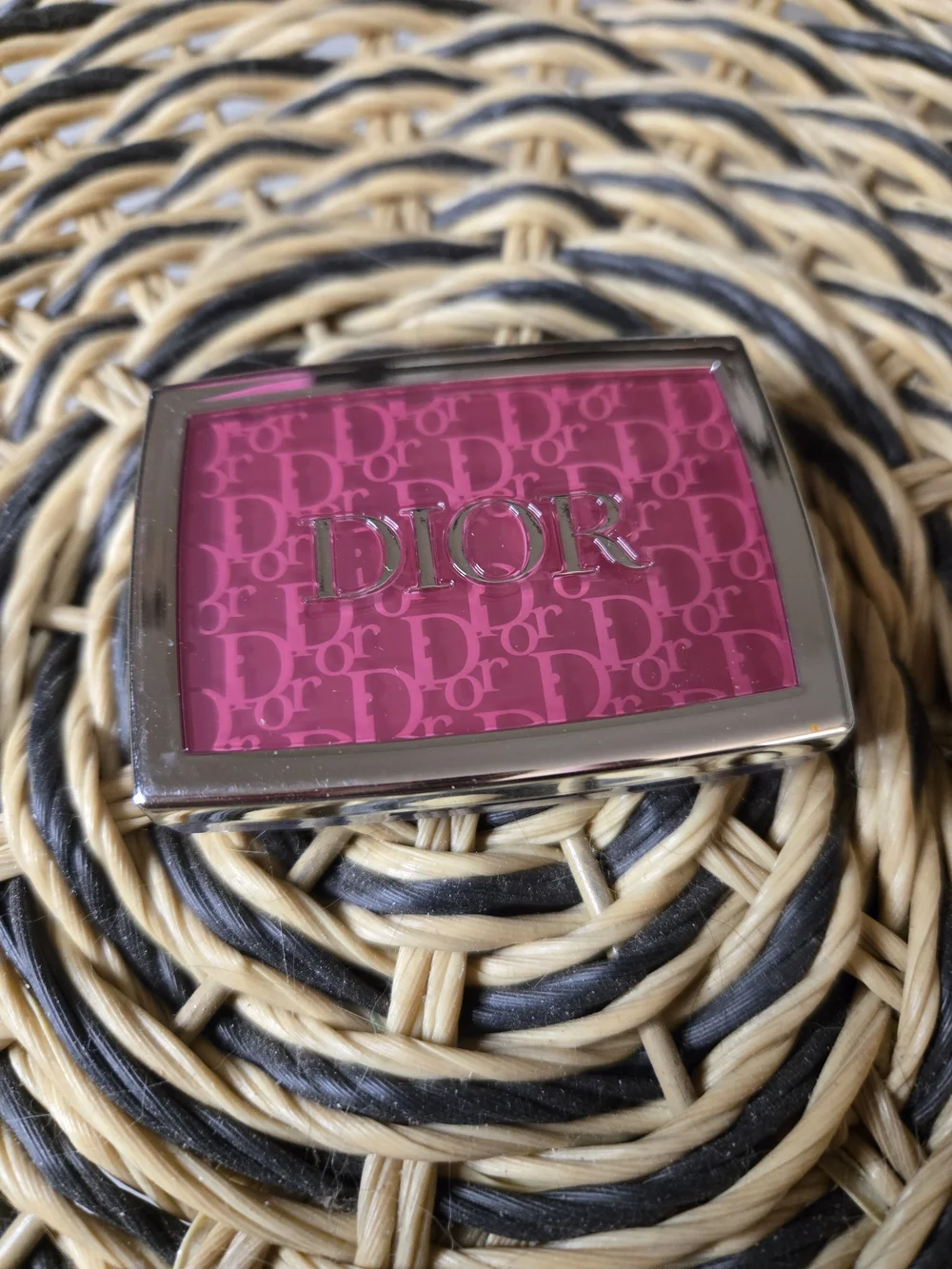 Backstage Rosy Glow Blush # 006 Berry NWOB